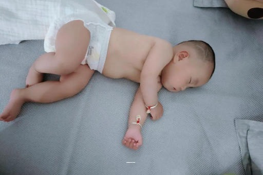 辽宁4个月宝宝特点